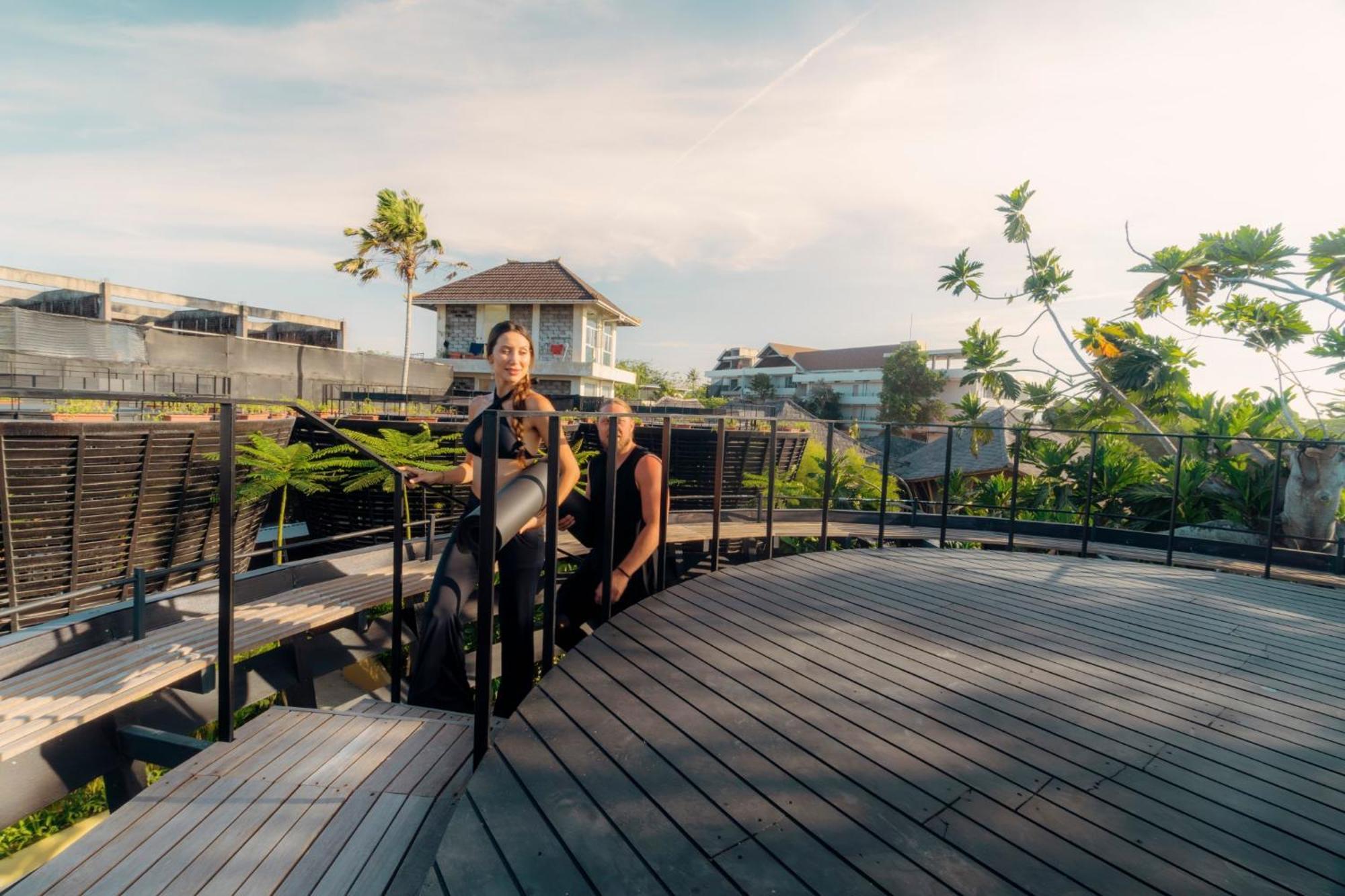 Canggu Cabana Resort & Spa By Ini Vie Hospitality Exterior photo
