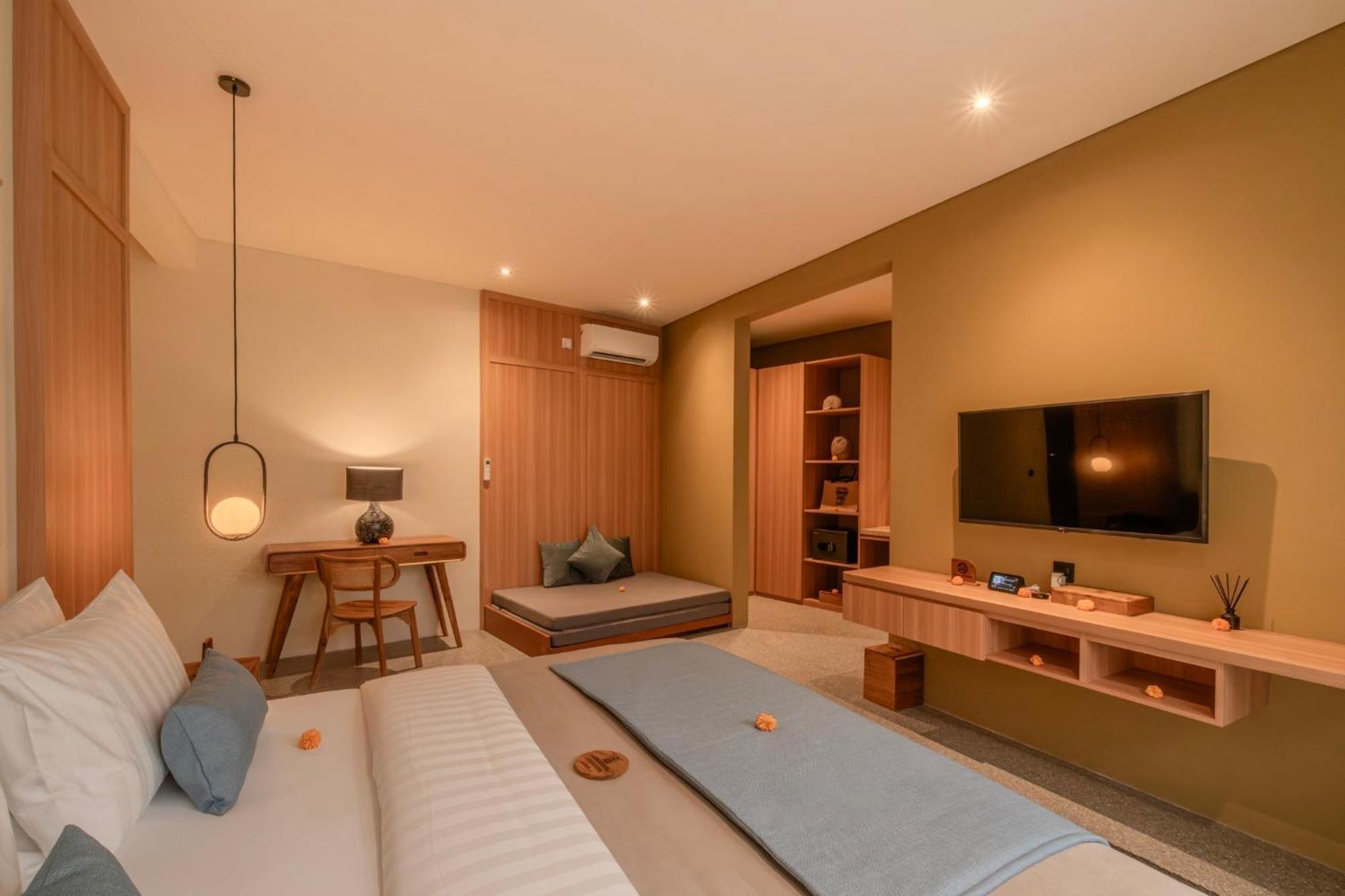 Canggu Cabana Resort & Spa By Ini Vie Hospitality Exterior photo