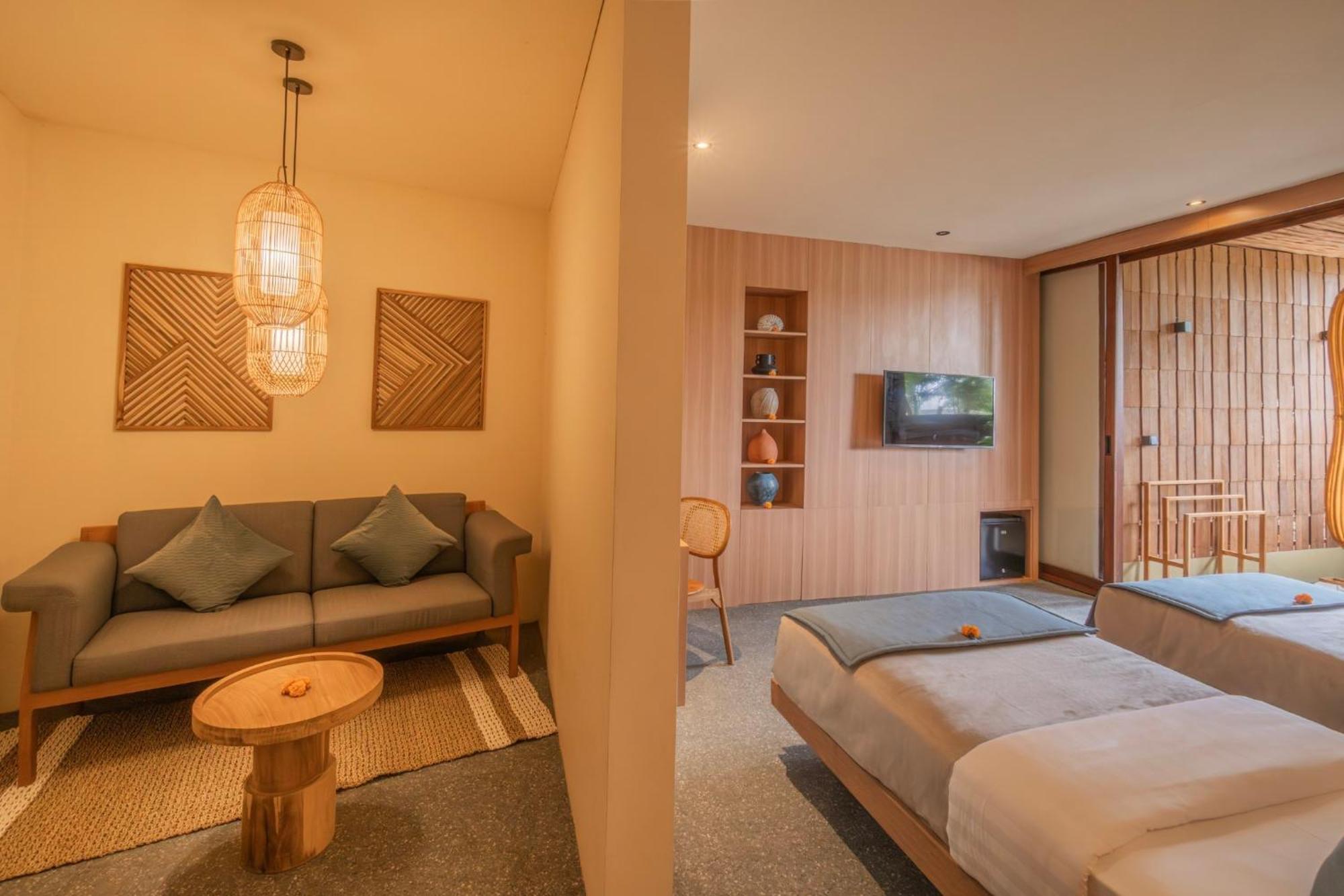 Canggu Cabana Resort & Spa By Ini Vie Hospitality Exterior photo